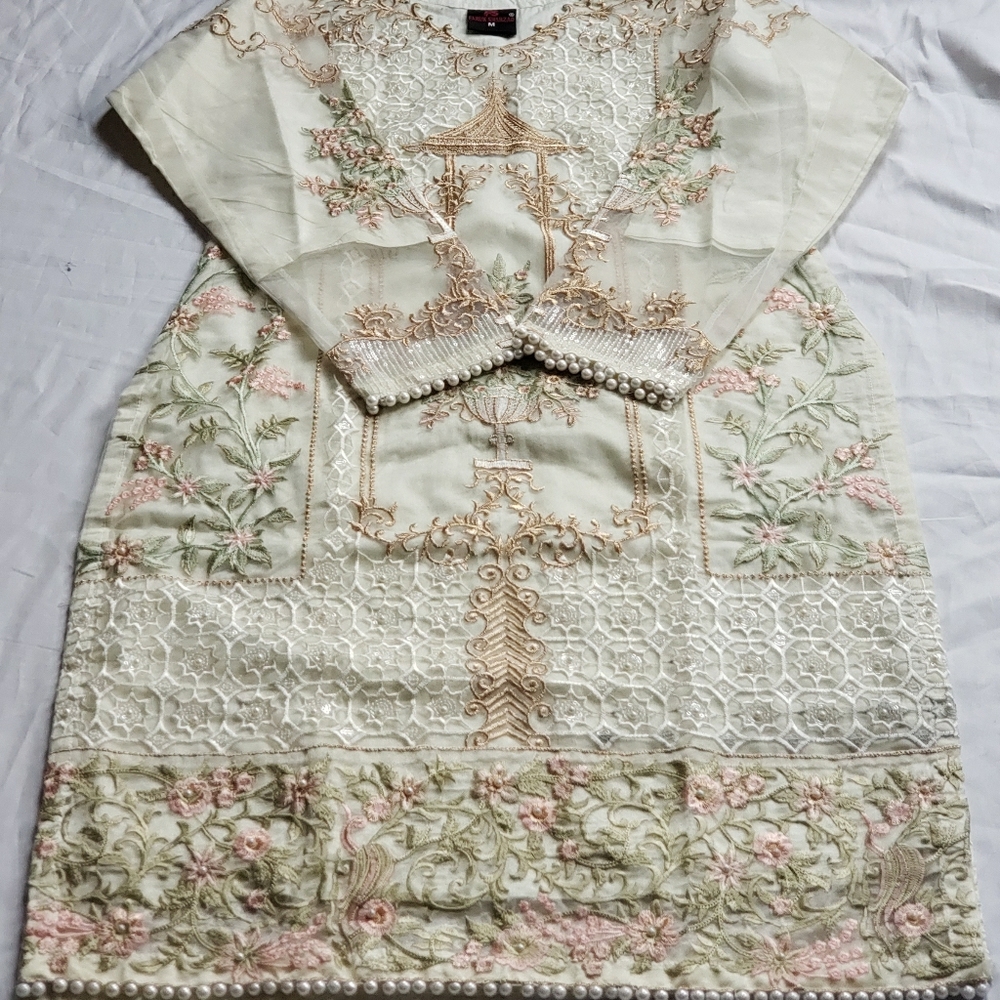 Pakistani Outfit